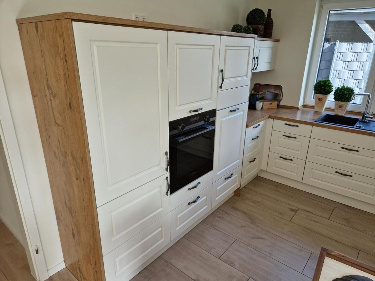 Apartment Nahe Meyer Werft In Ostfriesland Mit Kueche & Netflix Westoverledingen Ngoại thất bức ảnh